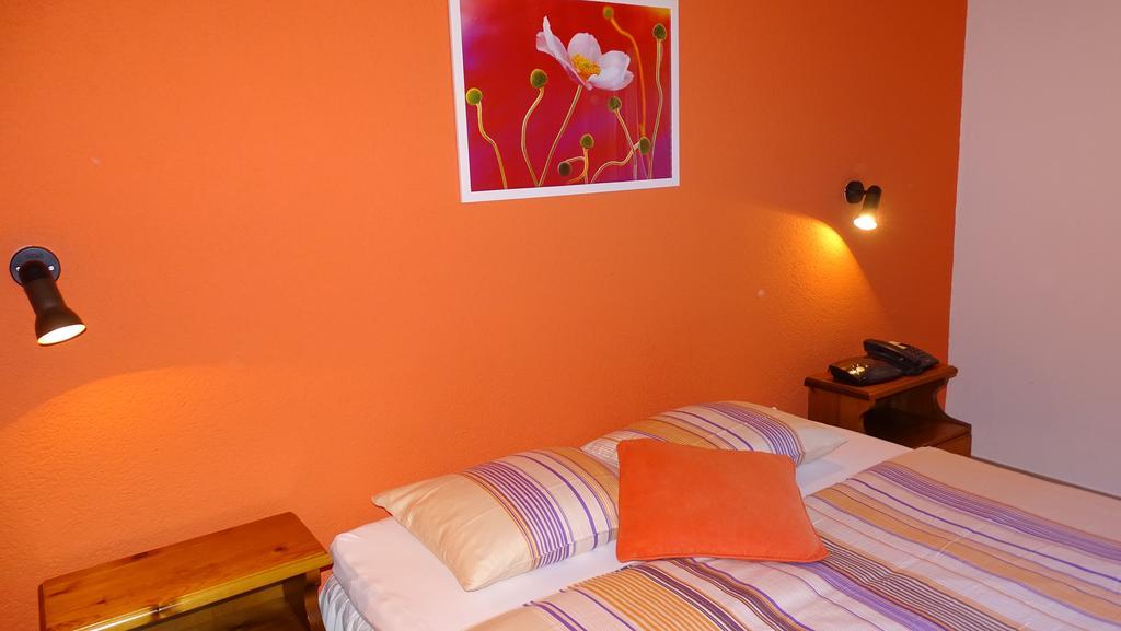 Hotel Elvetico Locarno Ruang foto