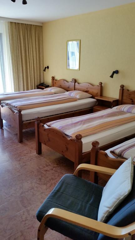 Hotel Elvetico Locarno Ruang foto