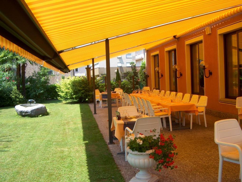 Hotel Elvetico Locarno Bagian luar foto