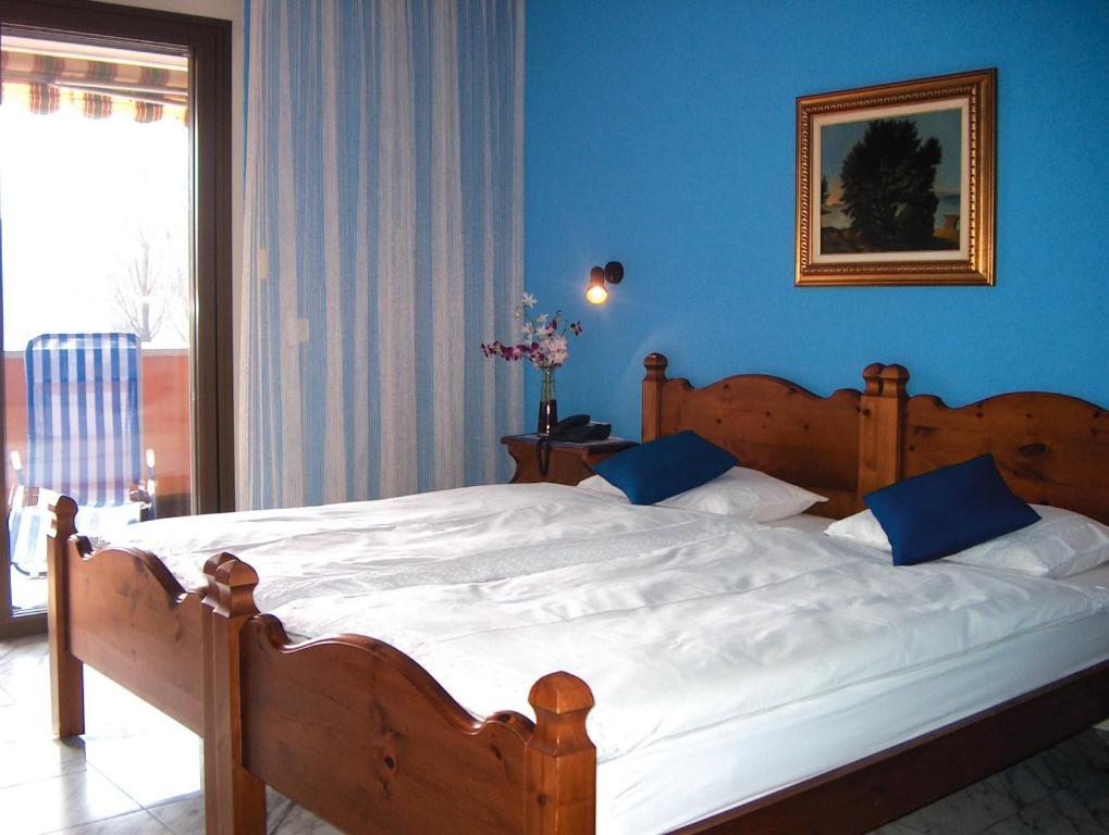 Hotel Elvetico Locarno Ruang foto
