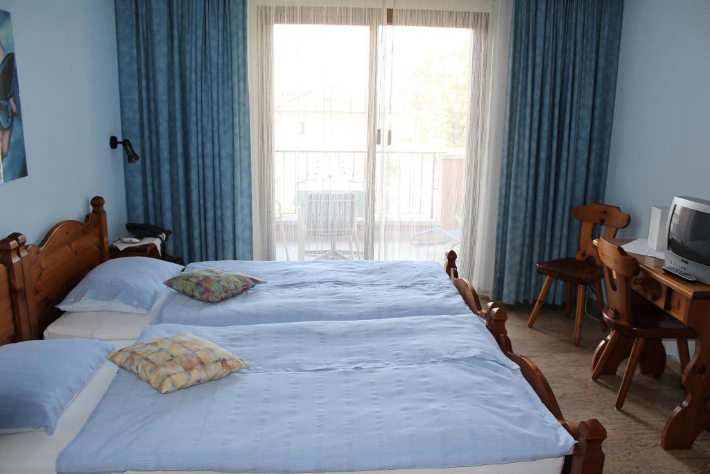 Hotel Elvetico Locarno Ruang foto