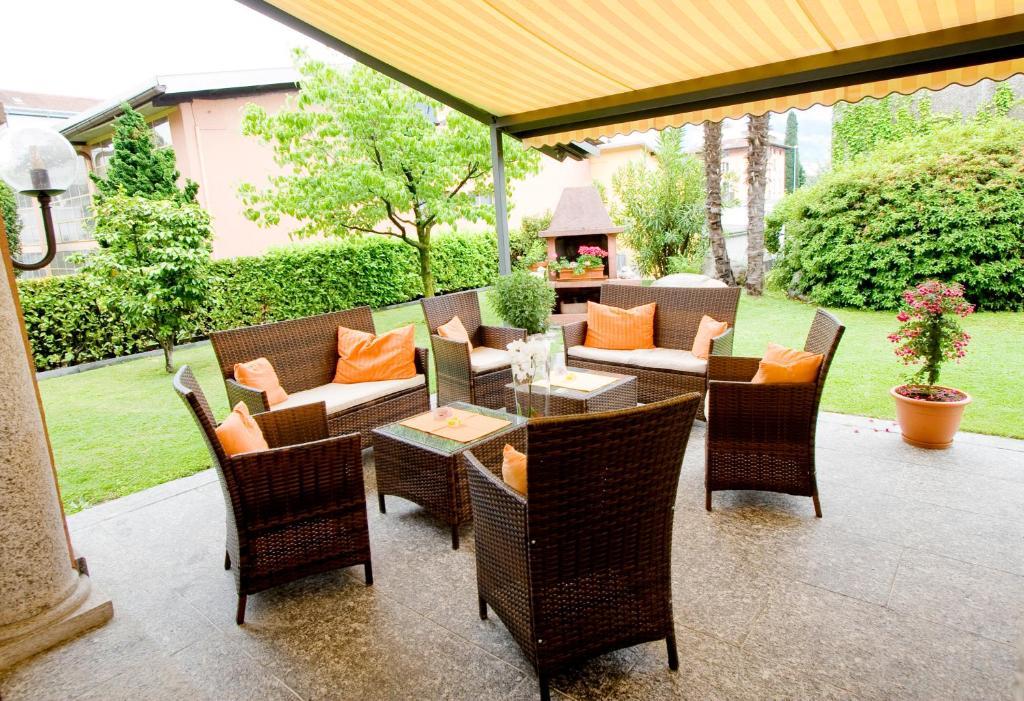 Hotel Elvetico Locarno Bagian luar foto